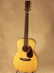 Martin 00-18V