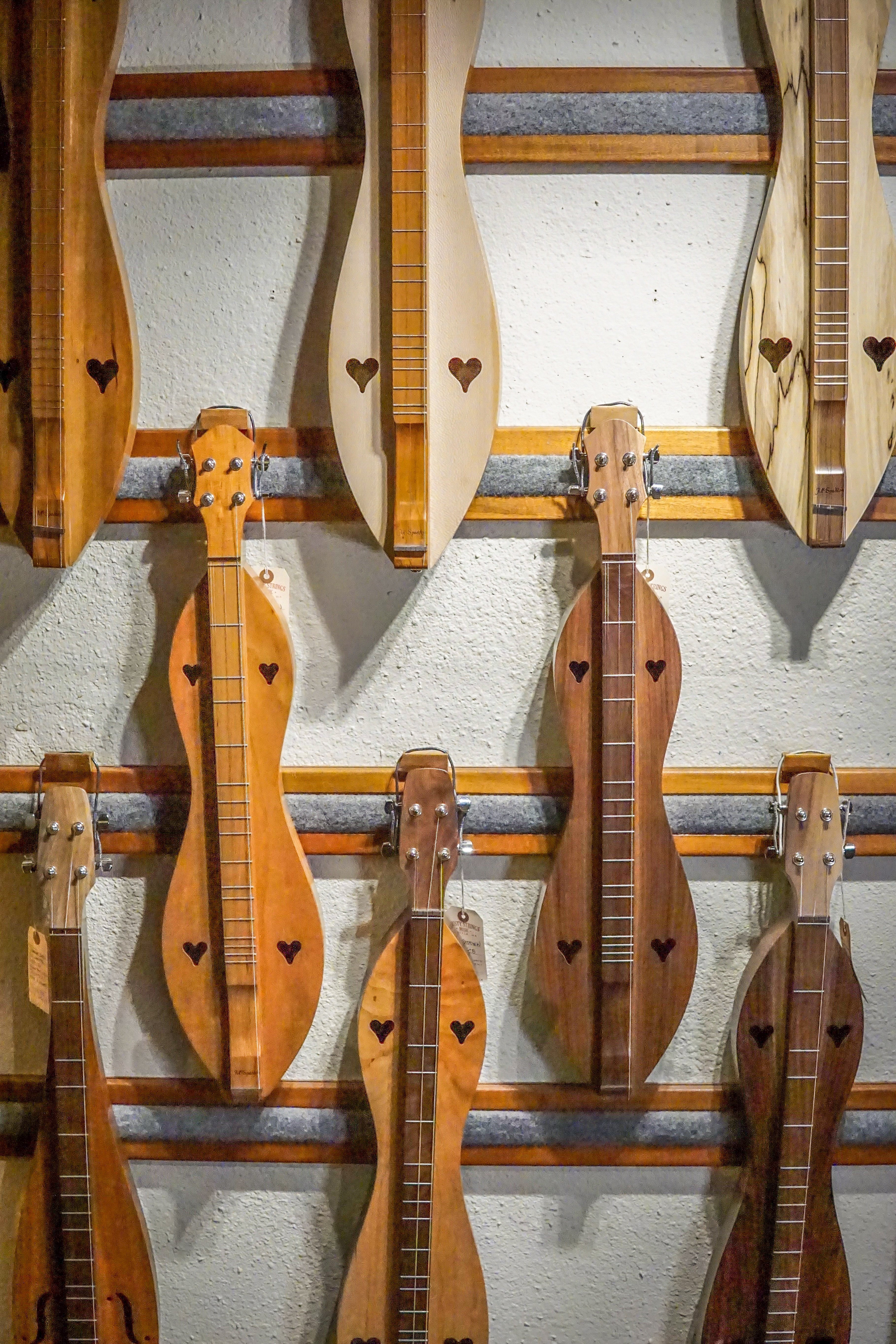 Mountain Dulcimers | Dusty Strings Music Store