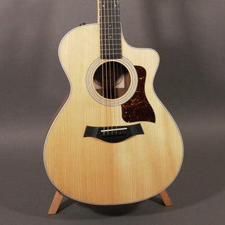 Taylor 212ce