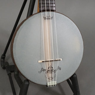 Firefly Soprano Walnut