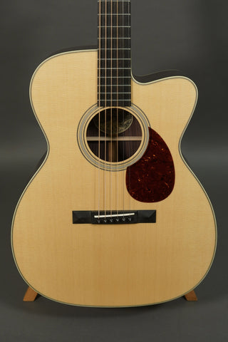 Collings OM2 E Cutaway