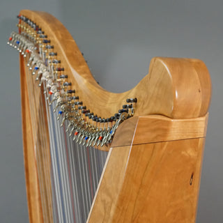 Dusty Strings FH34 Figured Cherry w/Camac levers