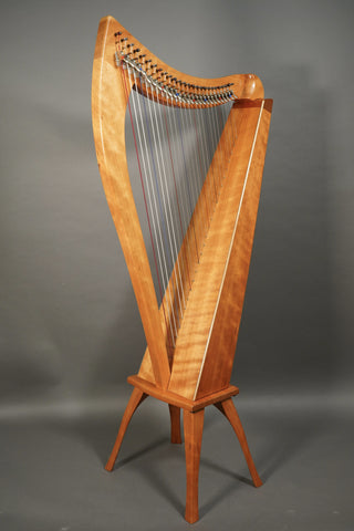 Used Dusty Strings FH26 Figured Cherry, Camac Levers