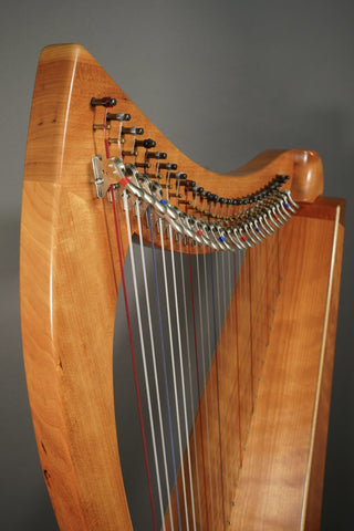 Used Dusty Strings FH26 Figured Cherry, Camac Levers