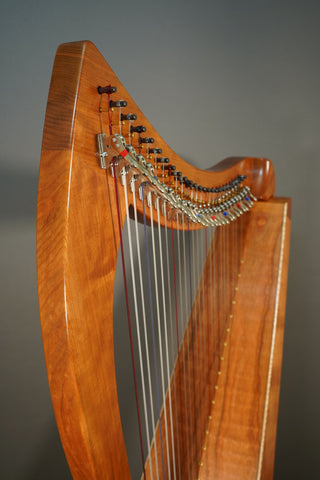 Dusty Strings FH26 Figured Cherry w/Camac levers