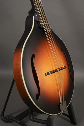 Eastman MDO305E-SB Octave Mandolin