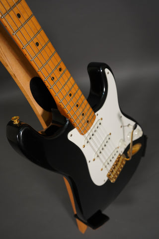 Used Fender AVRI '57 Stratocaster