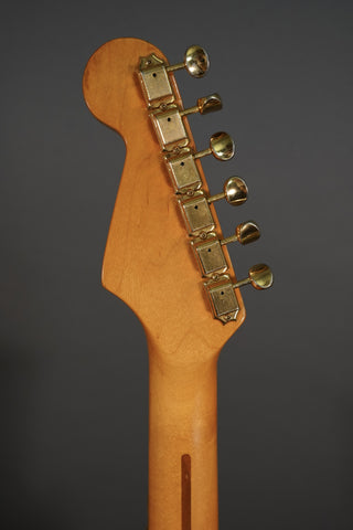 Used Fender AVRI '57 Stratocaster