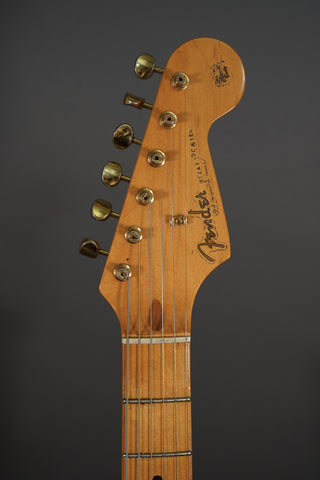 Used Fender AVRI '57 Stratocaster