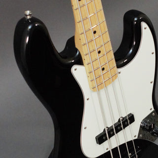 Used Fender American Professional Jazz Bass
