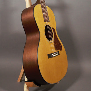 Iris Guitars MS-00 12-fret Natural
