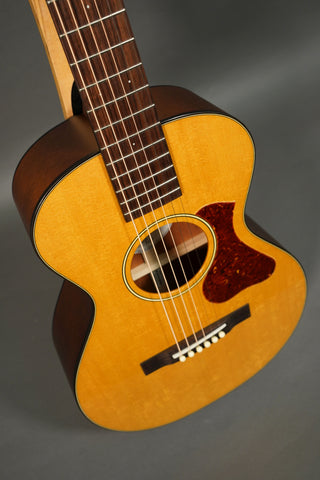 Iris Guitars BB Natural Relic'd