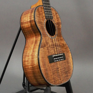 Kamaka HF-3 D2