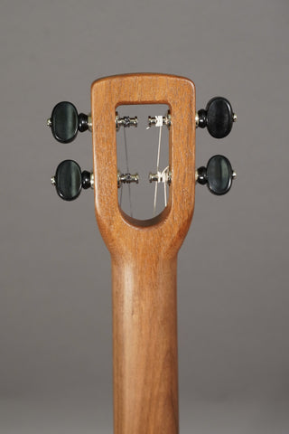 Fluke Baritone Walnut