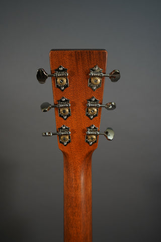 Martin 00-18