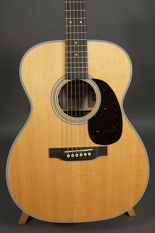 Martin 000-13E Retro Walnut
