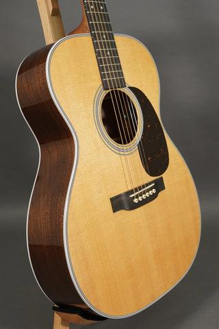 Martin 000-13E Retro Walnut