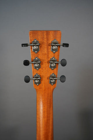 Martin 000-17 Whiskey Sunset