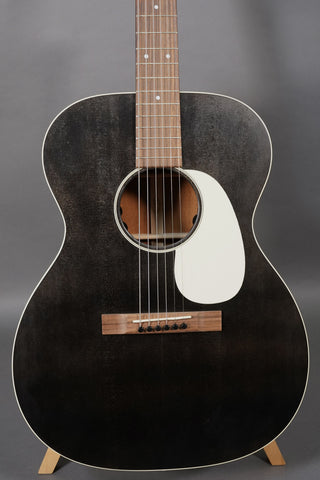 Martin 000-17E Black Smoke