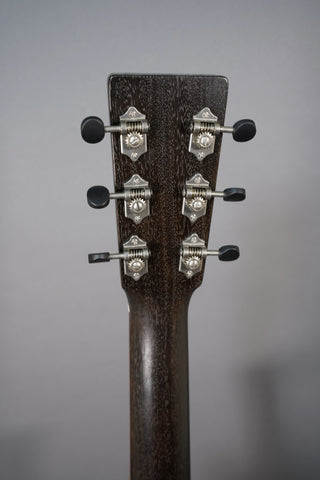 Martin 000-17E Black Smoke