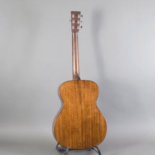 Martin 000-18