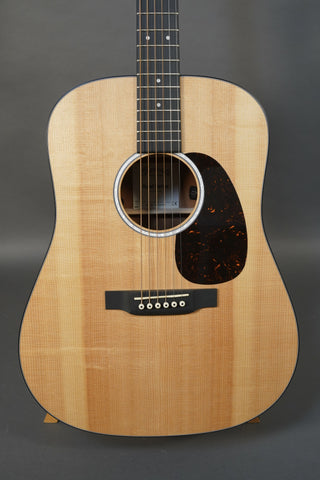 Martin D-10E