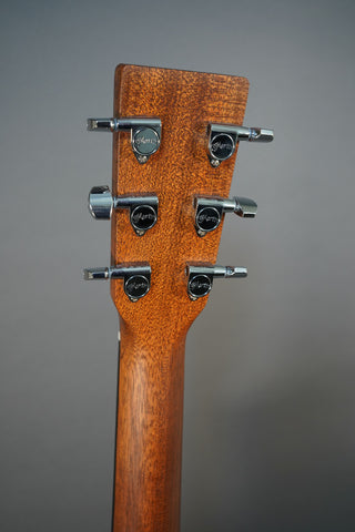 Martin D-10E
