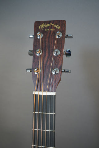 Martin D-10E