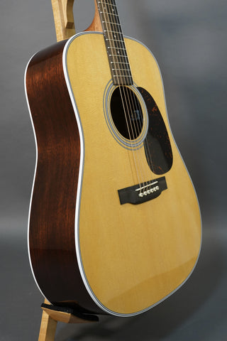 Martin D-13E Retro Walnut