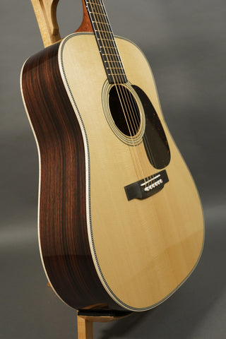 Martin D-28E Modern Deluxe