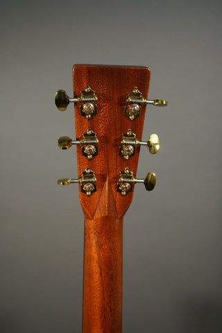 Martin D-28E Modern Deluxe