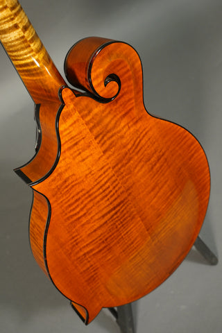 Northfield Big Mon, Amber