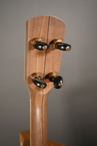 Pisgah Dobson 12", Walnut