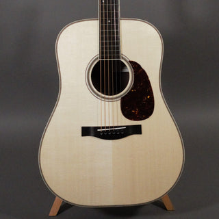 Santa Cruz D, German Top