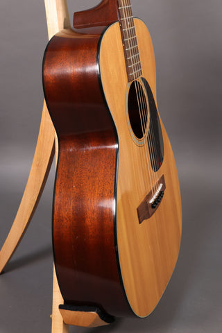 Used Martin 0-18 (1966)