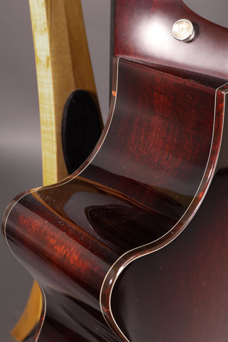 Used Taylor 562ce