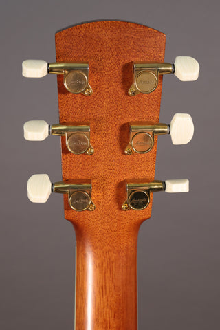 Used Larrivee L-09